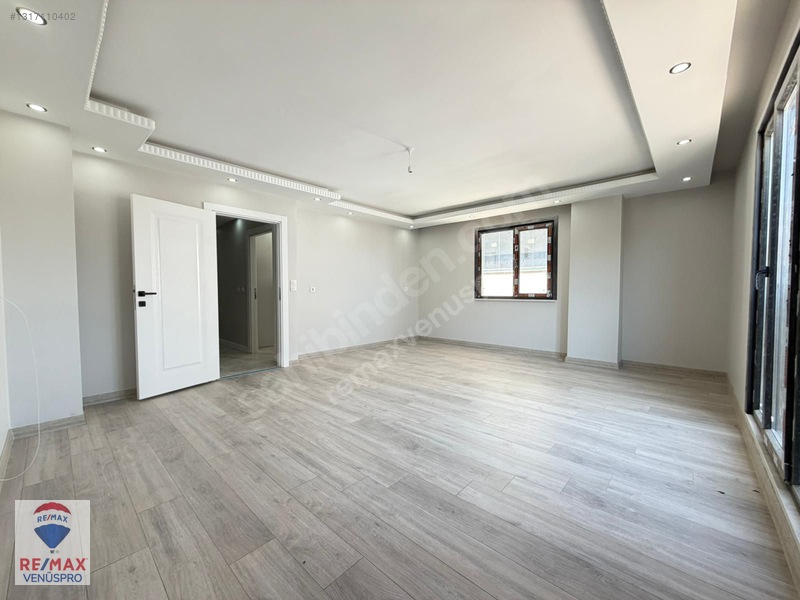 Bağlarbaşı Mah. Merkezi Konumda Lüks 3+1 185 M² Dubleks Daire
