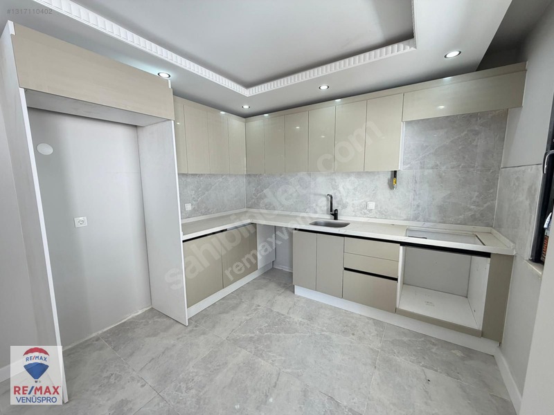 Bağlarbaşı Mah. Merkezi Konumda Lüks 3+1 185 M² Dubleks Daire — fotoğraf 7