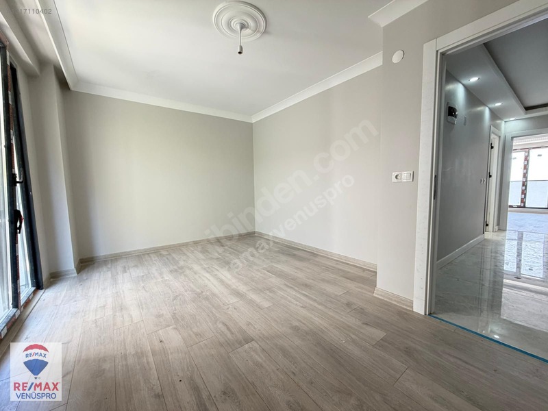 Bağlarbaşı Mah. Merkezi Konumda Lüks 3+1 185 M² Dubleks Daire — fotoğraf 11