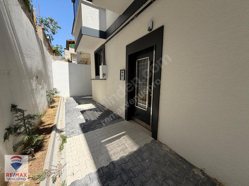 Bağlarbaşı Mah. Merkezi Konumda Lüks 3+1 185 M² Dubleks Daire — fotoğraf 30