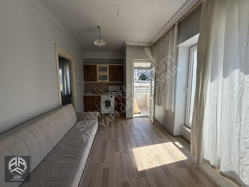 Arf'Den Üniversite Civarı 1+1 Eşyalı Daire