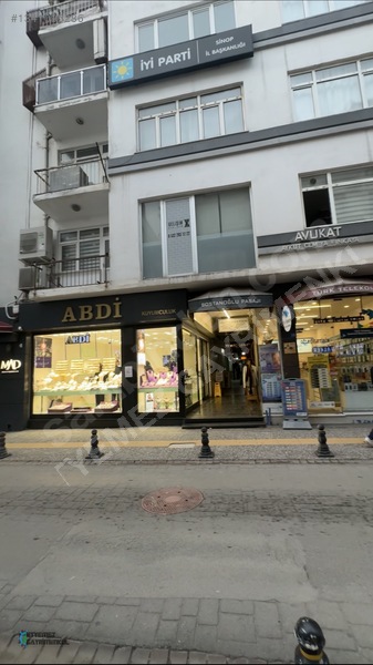 Etyemez Gayrimenkul'den [11m² Dükkan + 30m² Depo] 17.000tl — fotoğraf 2