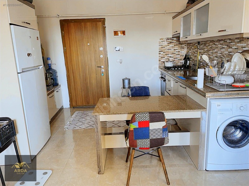 Arda'Dan Çarşı Merkezde Eşyalı 1+1 Daire