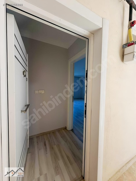 Hıdırlık Mahallesinde Bahçe Katı Önü Yeşil Alan -çok Ferah- 2+1 — fotoğraf 6