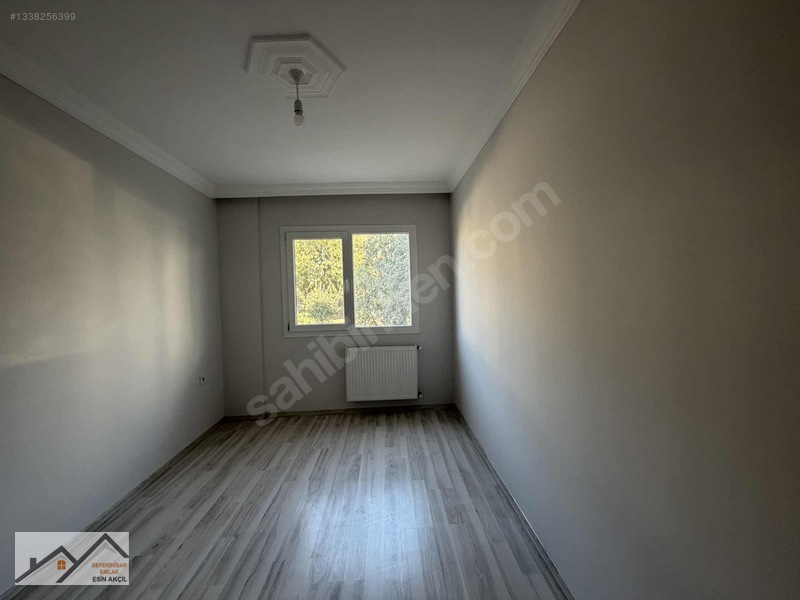 Hıdırlık Mahallesinde Bahçe Katı Önü Yeşil Alan -çok Ferah- 2+1 — fotoğraf 19