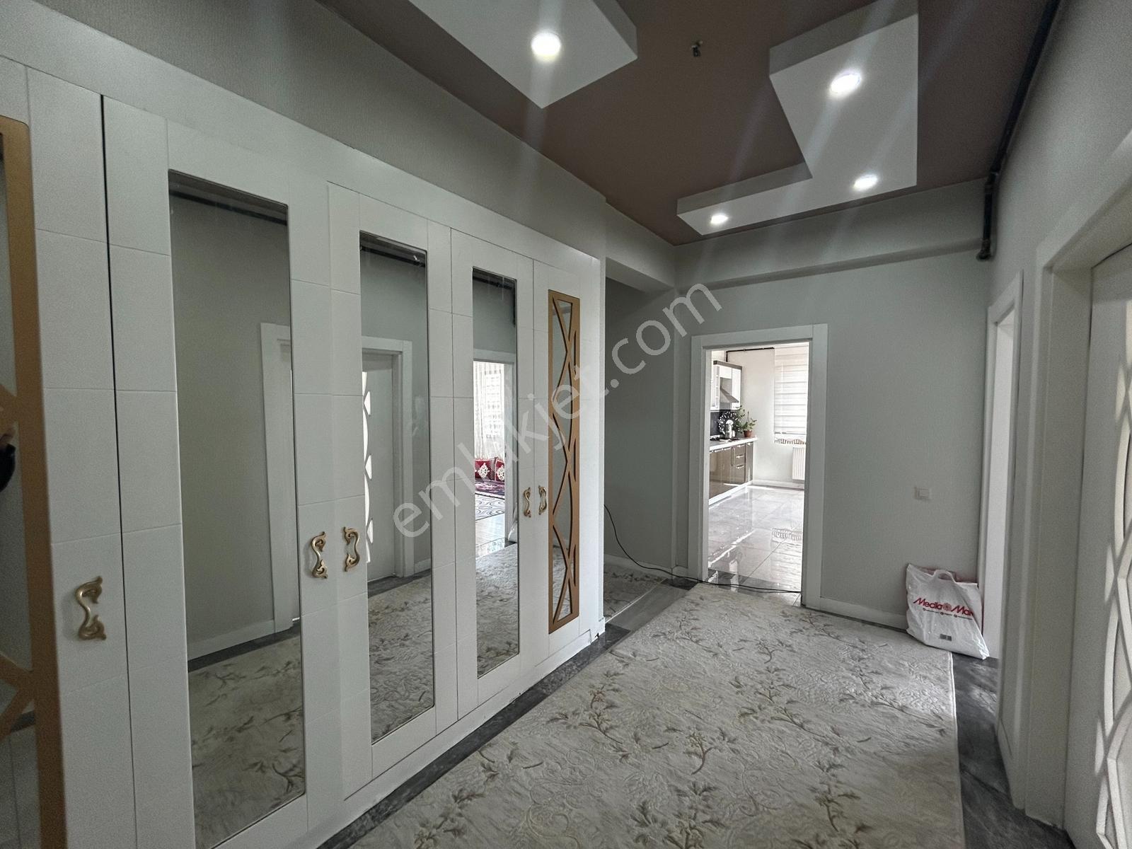 Roma Gayrimenkul'den Haliliye Karşıyaka'da 4.5+1 Lüks Daire — fotoğraf 3