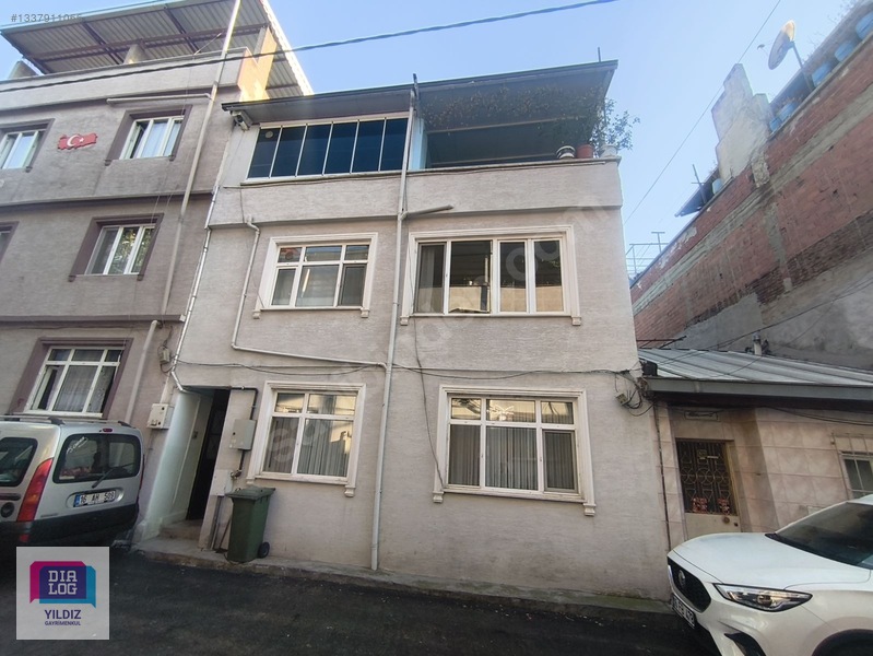 Dialog Yıldız/yeşilova Mah.satılık 3 Katlı Müstakil Bina