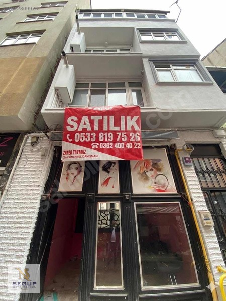 Segup'tan Gazi Cadde'sine 2. Parsel 3 Katlı Satılık Bina (3)