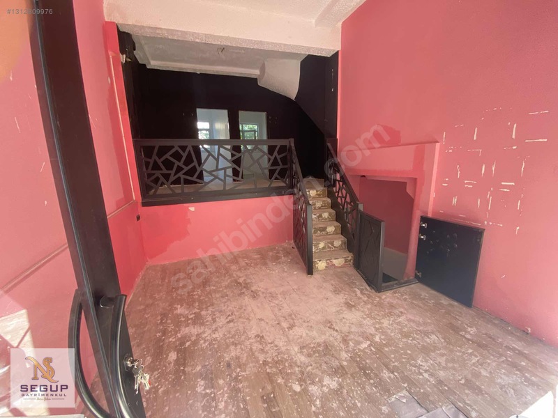 Segup'tan Gazi Cadde'sine 2. Parsel 3 Katlı Satılık Bina (3) — fotoğraf 2