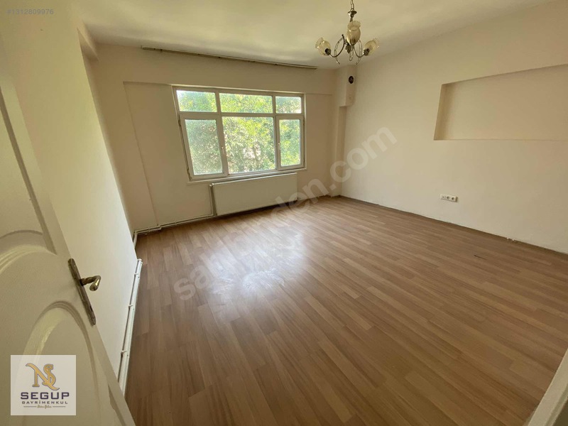 Segup'tan Gazi Cadde'sine 2. Parsel 3 Katlı Satılık Bina (3) — fotoğraf 18