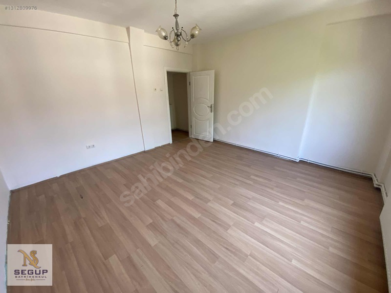 Segup'tan Gazi Cadde'sine 2. Parsel 3 Katlı Satılık Bina (3) — fotoğraf 19