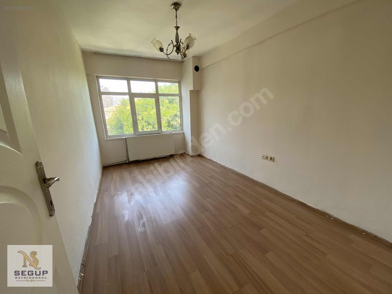 Segup'tan Gazi Cadde'sine 2. Parsel 3 Katlı Satılık Bina (3) — fotoğraf 27