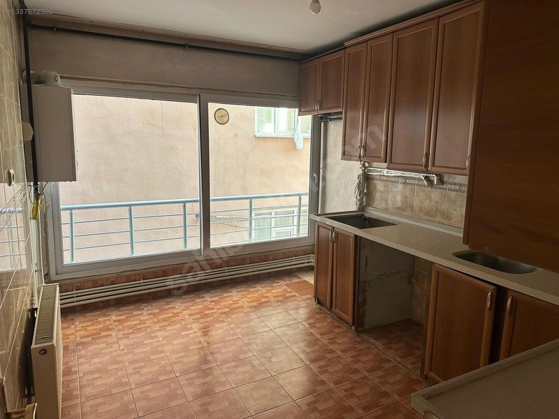 Siirt Aksoy Emlaktan Kıztepesinde 3+1 Satılık Daire — fotoğraf 10
