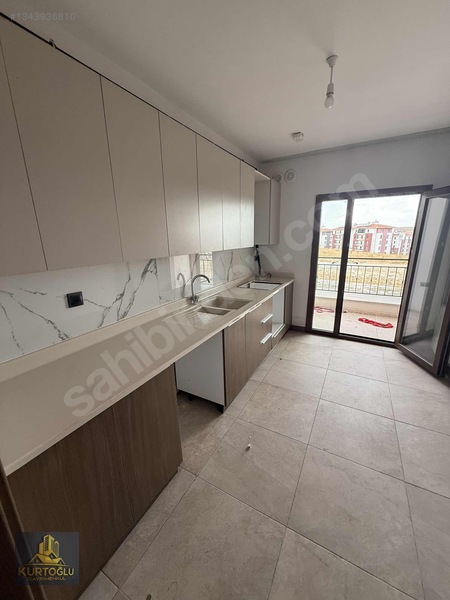 Güneyşehir 5.etapda Kiralik 2+1 Ara Kat Mukemmel Cepheli Daire — fotoğraf 4