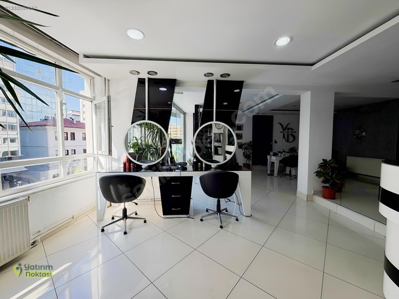 19 Mayıs Bulvarı'nda 175 M² Devren Satılık Lüks Kuaför Salonu
