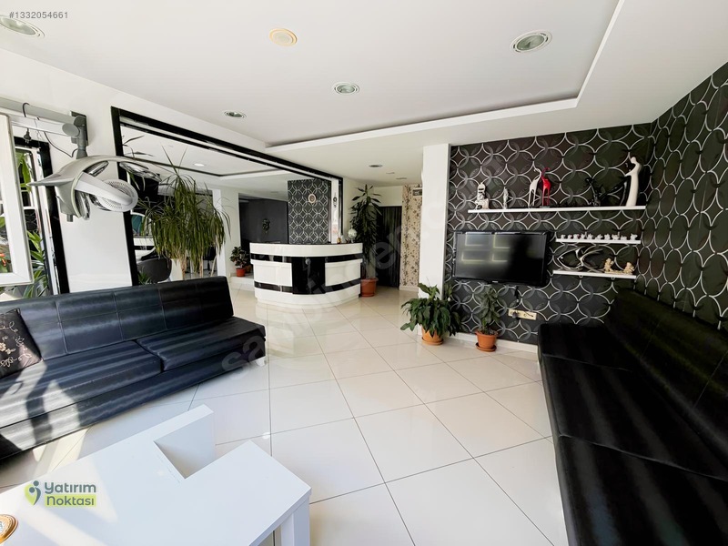 19 Mayıs Bulvarı'nda 175 M² Devren Satılık Lüks Kuaför Salonu — fotoğraf 2