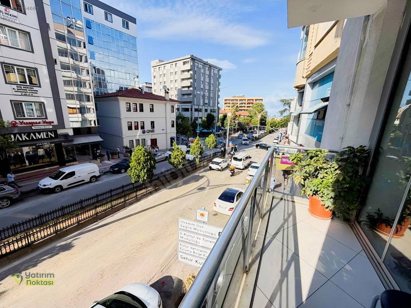19 Mayıs Bulvarı'nda 175 M² Devren Satılık Lüks Kuaför Salonu — fotoğraf 13