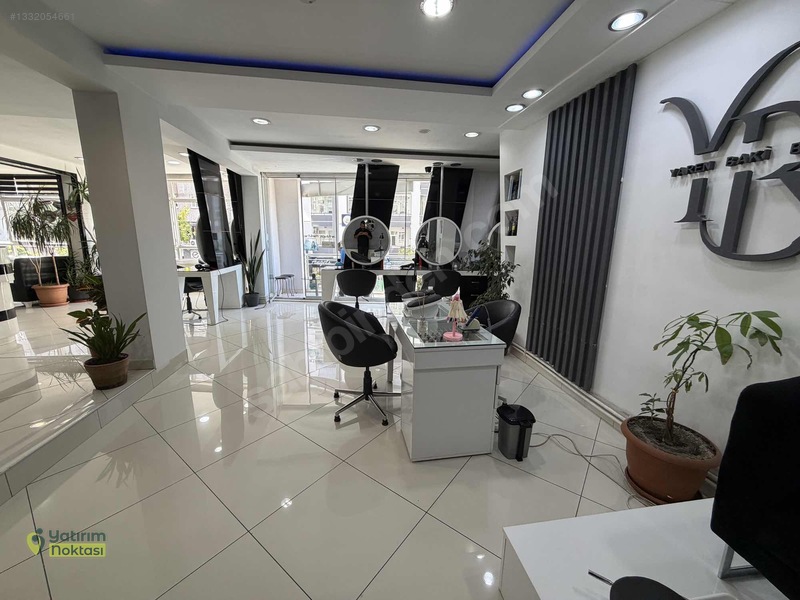 19 Mayıs Bulvarı'nda 175 M² Devren Satılık Lüks Kuaför Salonu — fotoğraf 17
