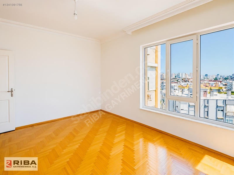 Rezzan Erduran'dan Deniz Manzaralı Ayrı Mutfaklı 3+1 Kiralık — fotoğraf 13