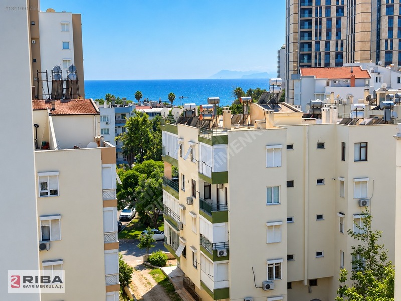 Rezzan Erduran'dan Deniz Manzaralı Ayrı Mutfaklı 3+1 Kiralık — fotoğraf 21