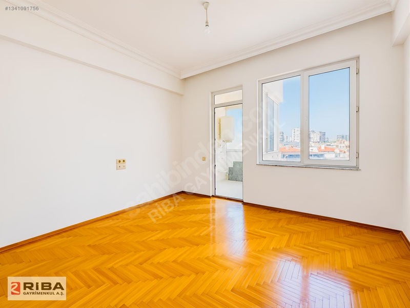 Rezzan Erduran'dan Deniz Manzaralı Ayrı Mutfaklı 3+1 Kiralık — fotoğraf 23