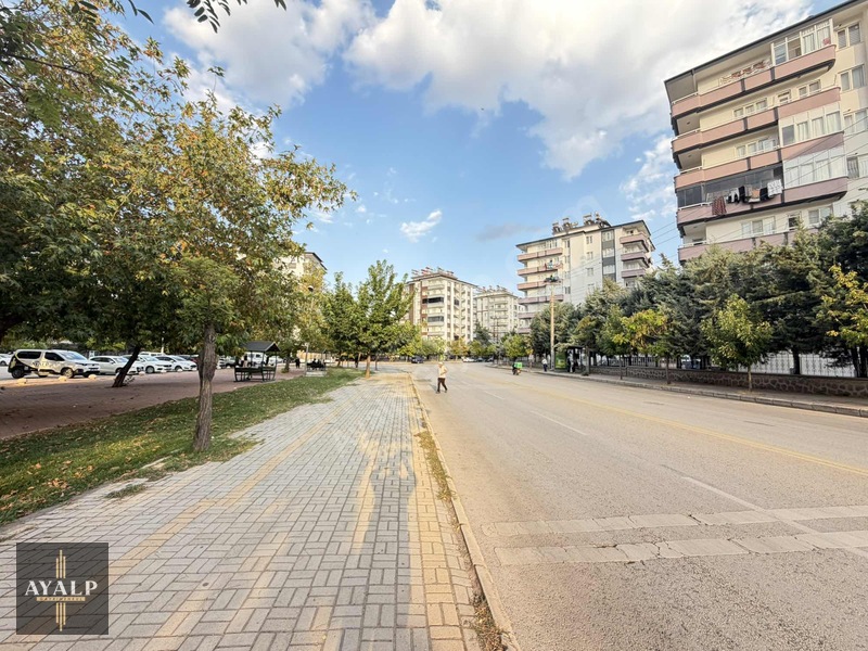 Satılık İş Yeri - Yatırım Tavsiyesi — fotoğraf 13