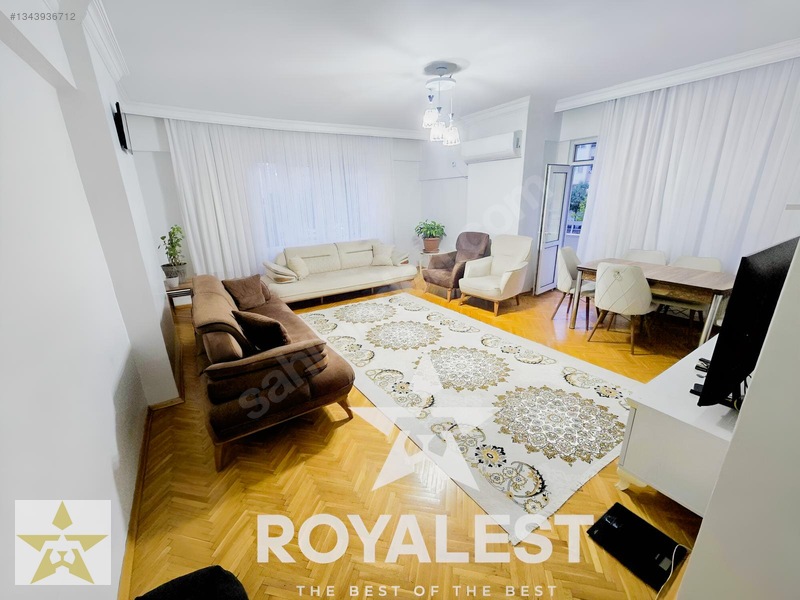 Royales'ten Tramvaya Yakını Ara Kat Site İçi Geniş Ve Ferah 3+1 — fotoğraf 4