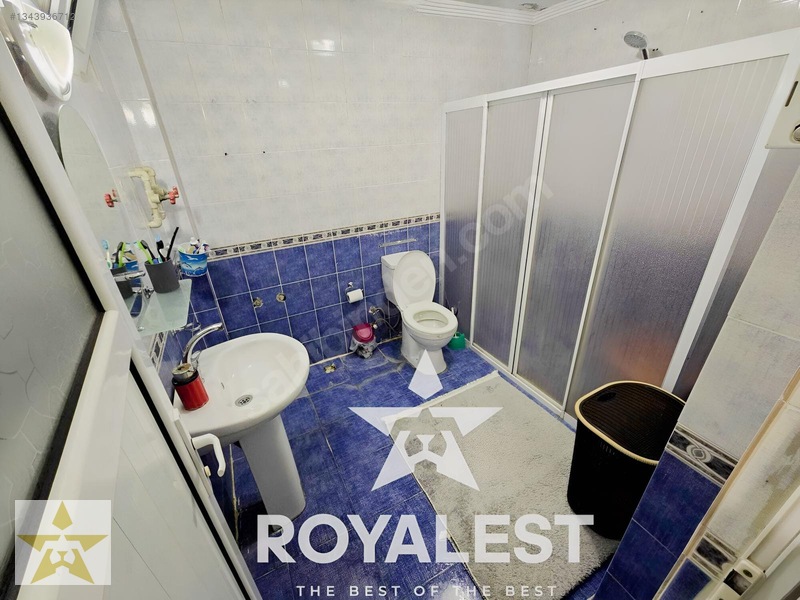Royales'ten Tramvaya Yakını Ara Kat Site İçi Geniş Ve Ferah 3+1 — fotoğraf 15
