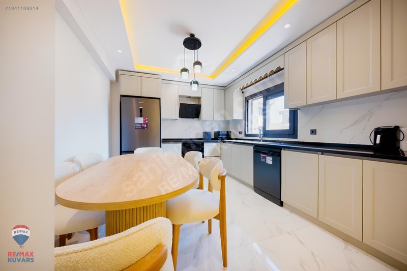 Manisa Bağyolunda 3+1 Kiralık Sıfır Villa — fotoğraf 9