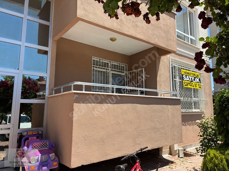 Konut Emlak-stadyum Karşısı-site İçinde-karacabey St-satılık D. — fotoğraf 10