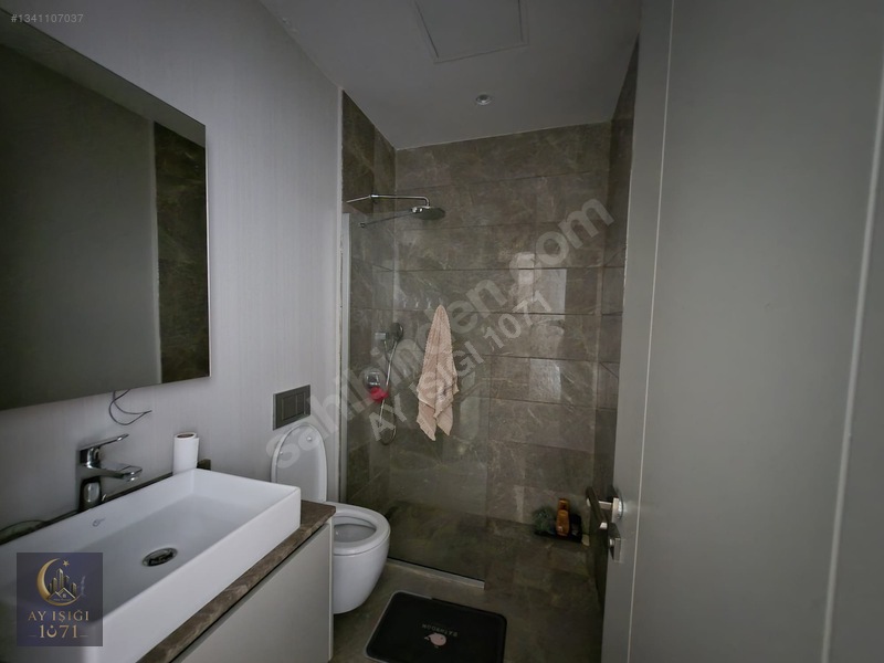 İncek Uptown Sitesi Kulede 1+1 Eşyalı Satılık Loft Daire — fotoğraf 23