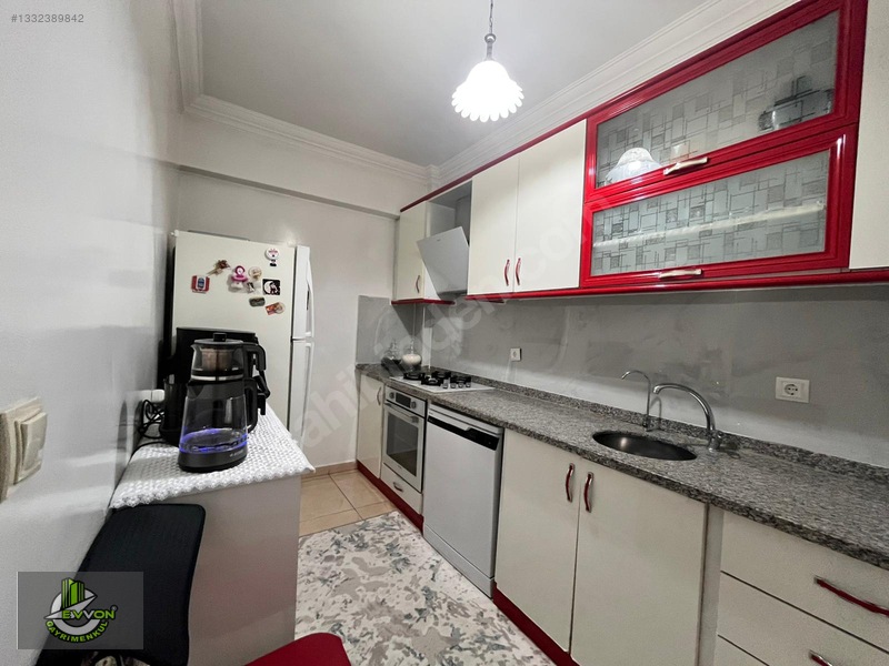 Evvon Gayrimenkul'den Kolejtepe Mah.2+1 İskanlı Satılık Daire !! — fotoğraf 6
