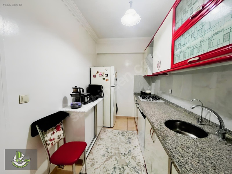 Evvon Gayrimenkul'den Kolejtepe Mah.2+1 İskanlı Satılık Daire !! — fotoğraf 8