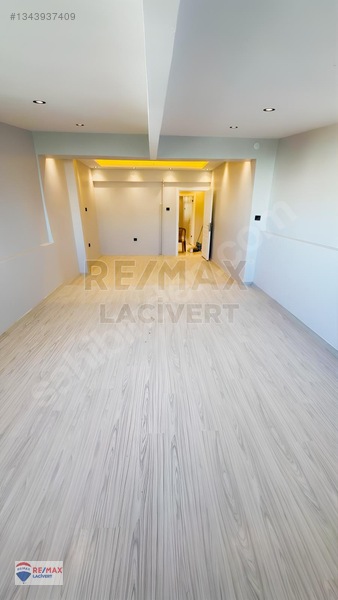 Re/max Lacivert'te Şelale Evler'de Full Yapılı 4+1 Satılık Daire — fotoğraf 6