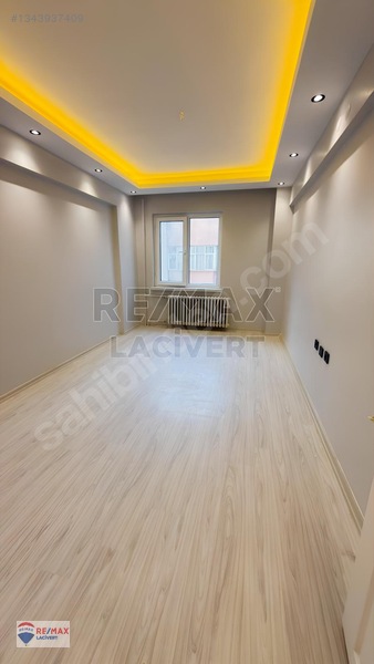 Re/max Lacivert'te Şelale Evler'de Full Yapılı 4+1 Satılık Daire — fotoğraf 14