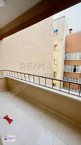 Re/max Lacivert'te Şelale Evler'de Full Yapılı 4+1 Satılık Daire — fotoğraf 19