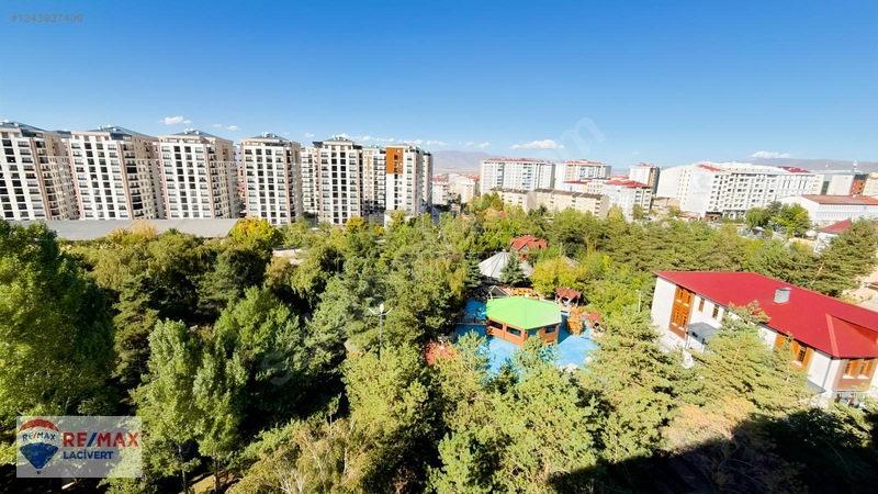 Re/max Lacivert'te Şelale Evler'de Full Yapılı 4+1 Satılık Daire — fotoğraf 22