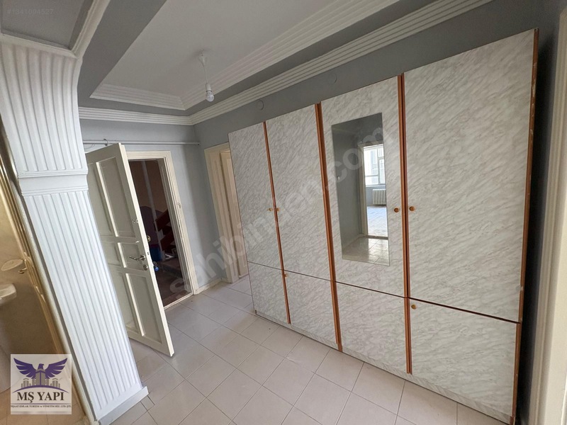 Van Merkez İpelyolunda Geniş Ferah 3+1 3.kat Kiralık Daire — fotoğraf 4