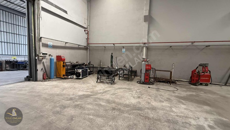 Şule Emlak'tan Aosb'de 2,250m2 Kapalı Alanlı Fabrika — fotoğraf 6