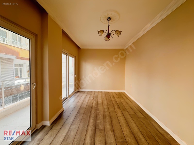 Eskihisarda Ara Kat Garajlı 3+1 Satılık Daire — fotoğraf 11