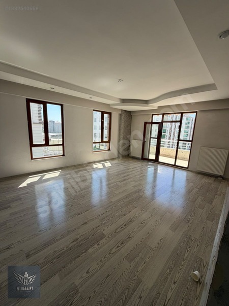 Hugalift Gayrimenkul Bağcılar Bajar Sitesi 4+1 Satılık Daire — fotoğraf 2