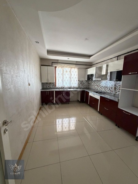 Hugalift Gayrimenkul Bağcılar Bajar Sitesi 4+1 Satılık Daire — fotoğraf 6