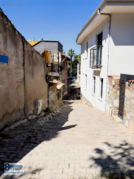 Selçuk'Ta Butik Oteller Bölgesinde Satılık Eski Ev Ve Arsası