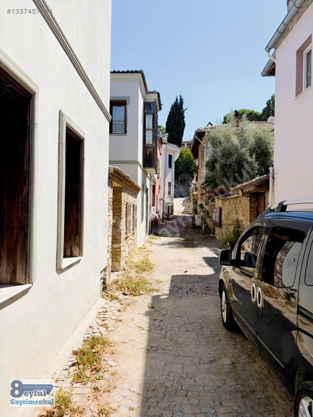 Selçuk'ta Butik Oteller Bölgesinde Satılık Eski Ev Ve Arsası — fotoğraf 4