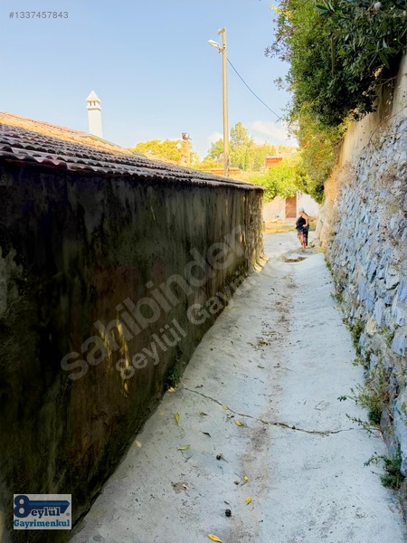 Selçuk'ta Butik Oteller Bölgesinde Satılık Eski Ev Ve Arsası — fotoğraf 7