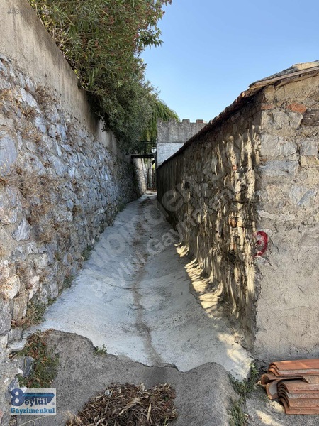 Selçuk'ta Butik Oteller Bölgesinde Satılık Eski Ev Ve Arsası — fotoğraf 8