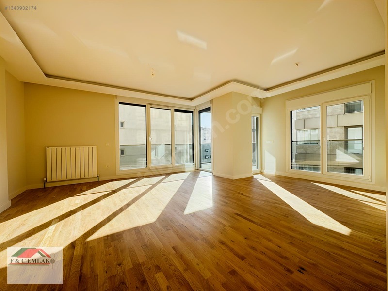 Caddebostan Hayat Cadde Sitesi Caddeye 2.paralel 115 M2 Net 3+1. — fotoğraf 16