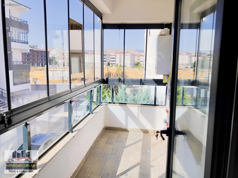 Hanedan'dan-ataşehirde-acil Kiralık-2yıllık-uygundaire-1+1-55m2 — fotoğraf 8