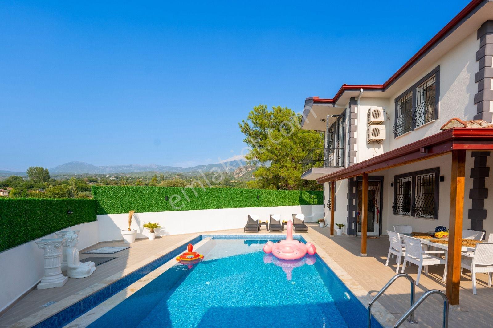 Seydikemer Döğer Mahallesinde Eşyalı Ve Havuzlu 3+1 Villa — fotoğraf 20