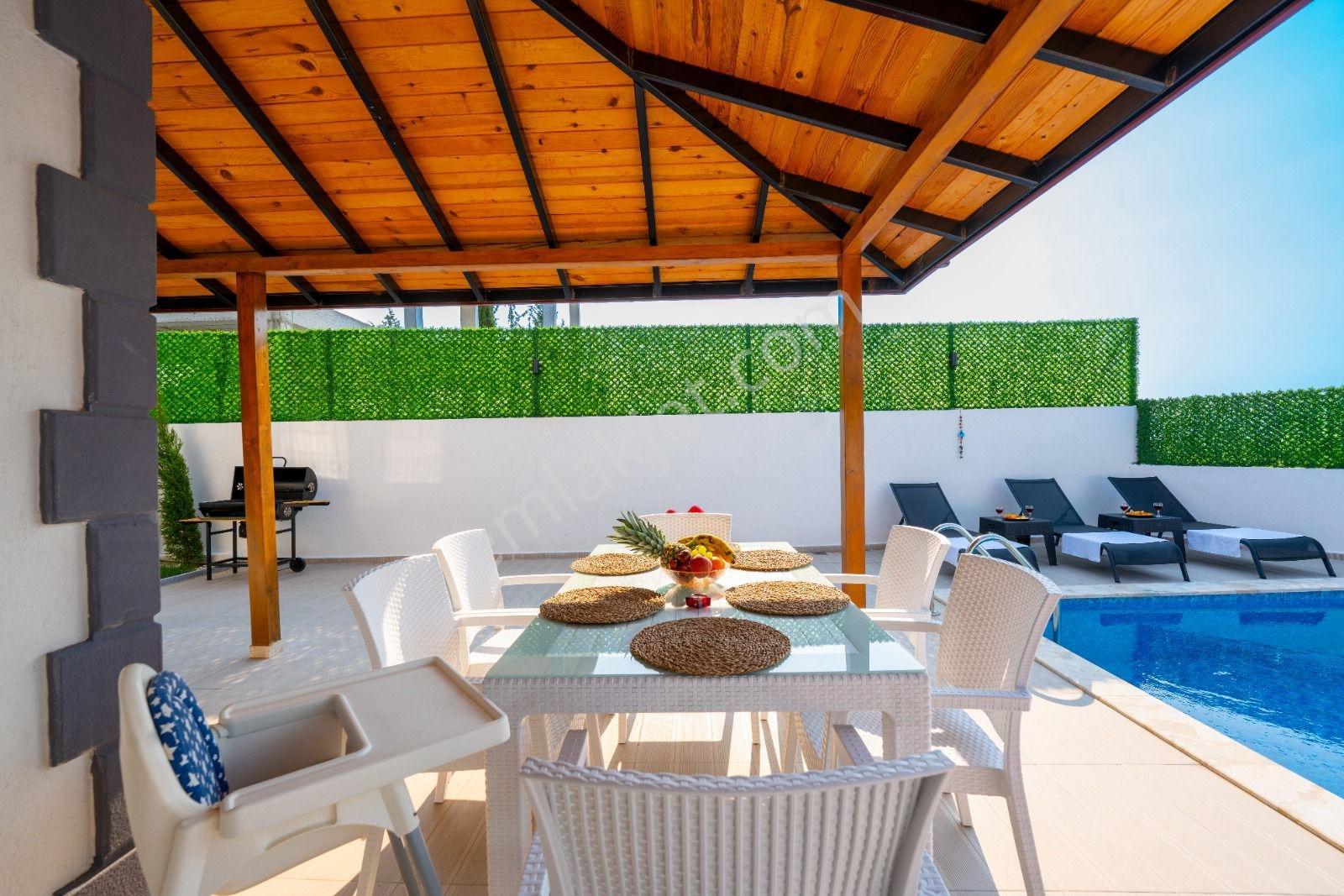 Seydikemer Döğer Mahallesinde Eşyalı Ve Havuzlu 3+1 Villa — fotoğraf 21